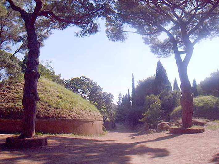 Paisibles tombes étrusques du Latium : Cerveteri et Tarquinia (UNESCO)